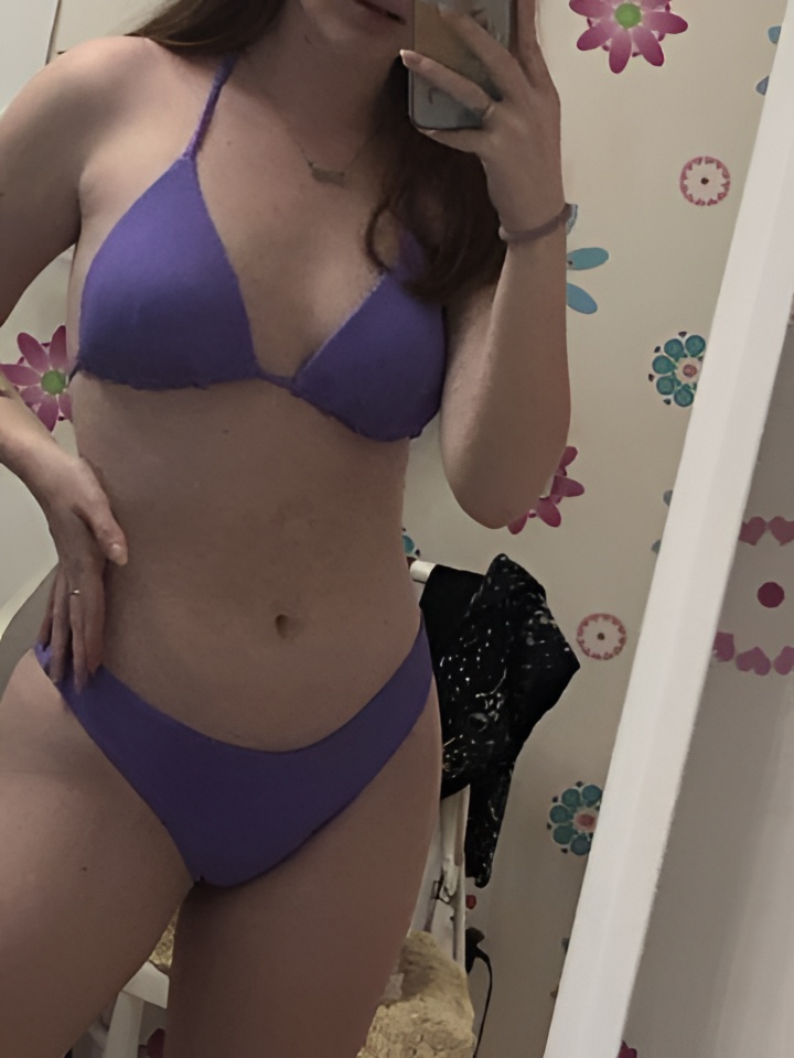 Яна привлекательная девушка из Усть-илимск цена от 10000 руб