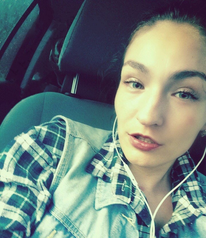 Надежда привлекательная девушка из Усть-илимск цена от 3000 руб