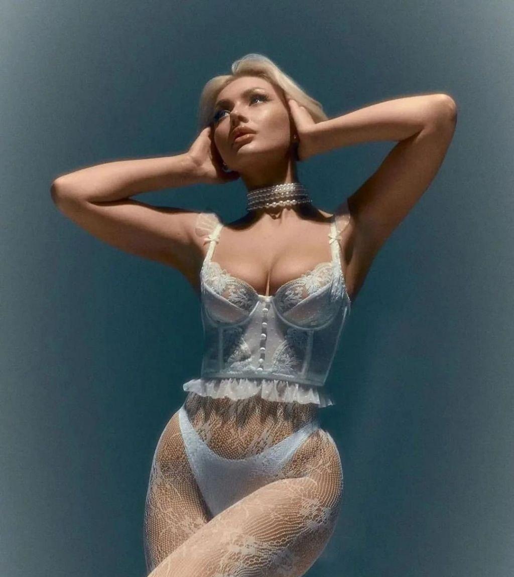 Варвара привлекательная девушка из Усть-илимск цена от 4000 руб