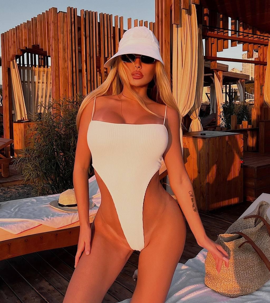 Сюзанна привлекательная девушка из Усть-илимск цена от 8000 руб